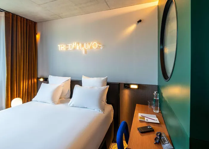 Tribe Paris Clichy