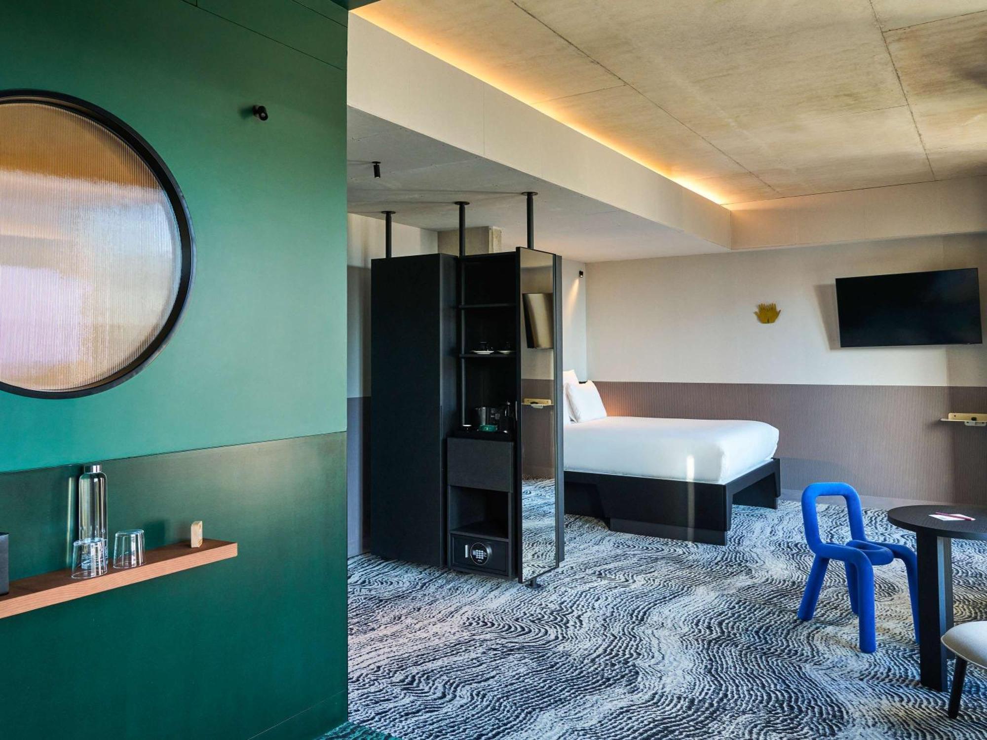 Tribe Paris Hotel Clichy