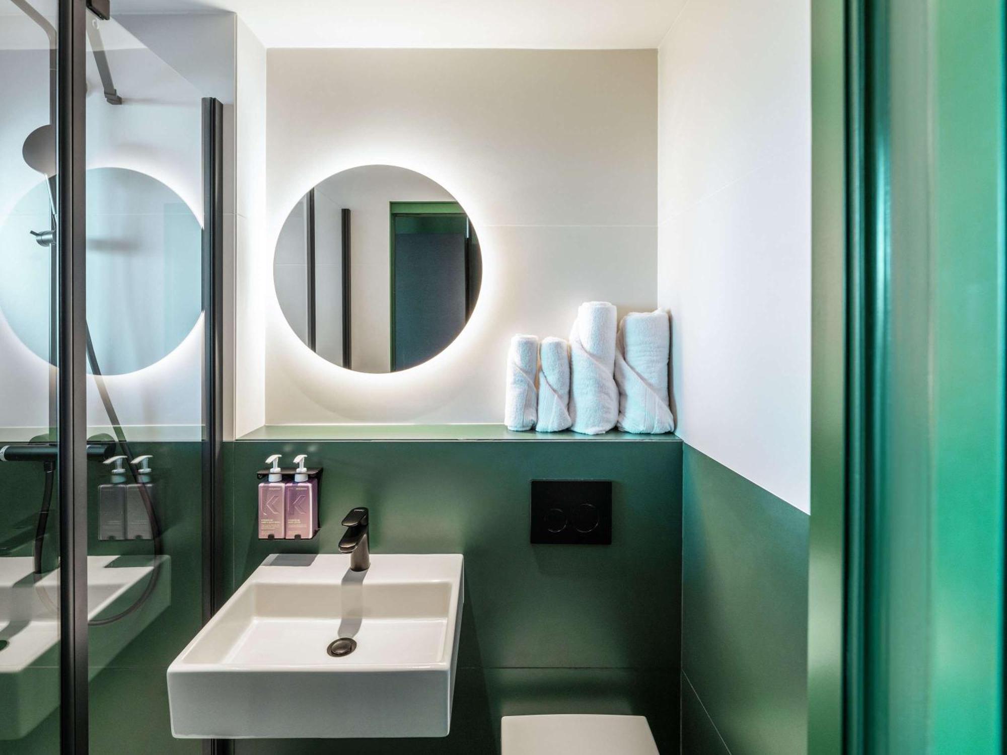 Hotel Tribe Paris 4*