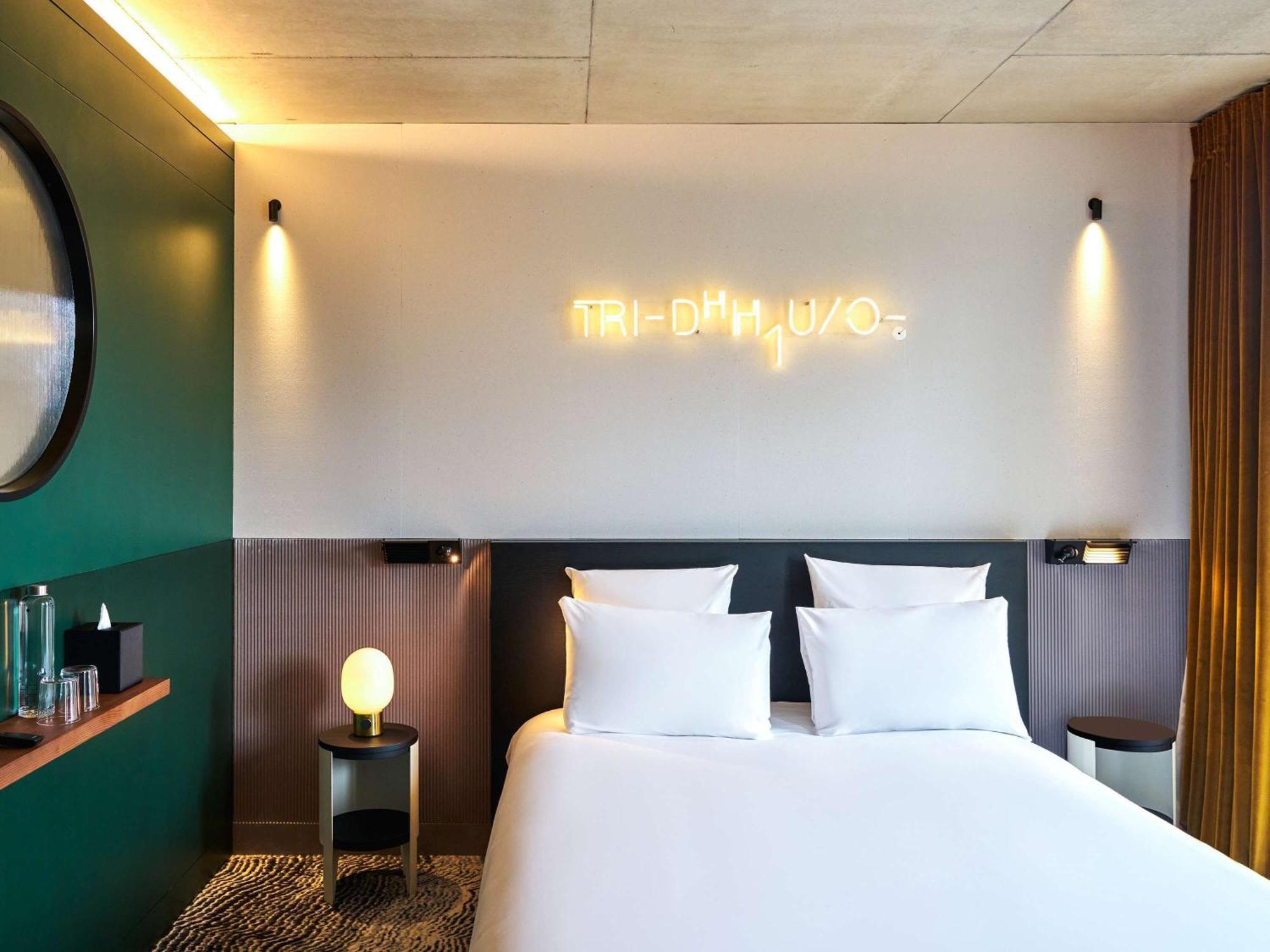 Hotel Tribe Paris Clichy
